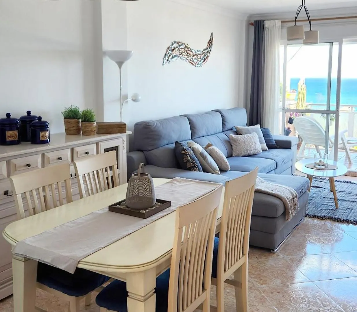 The Beach Oasis Torremolinos 0*,  Spain